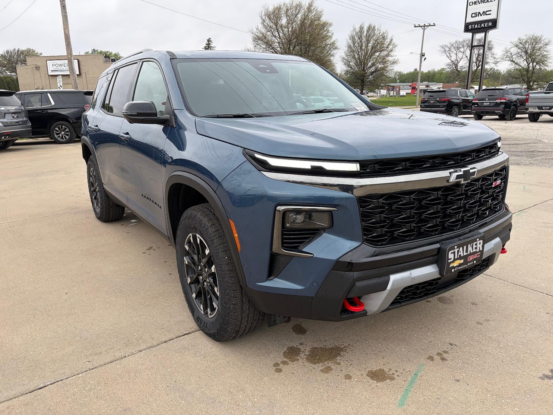 2026 Chevrolet Traverse Z71 in Lakeshore Blue Metallic — front three-quarter view